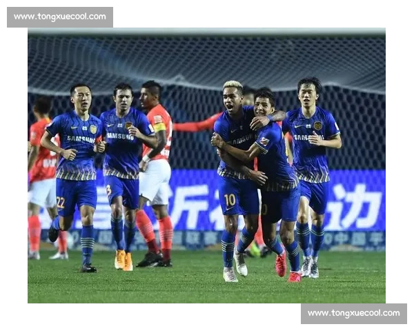 巅峰对决烽火再燃恒大苏宁强强碰撞决胜绿茵之夜中超豪门荣耀之战