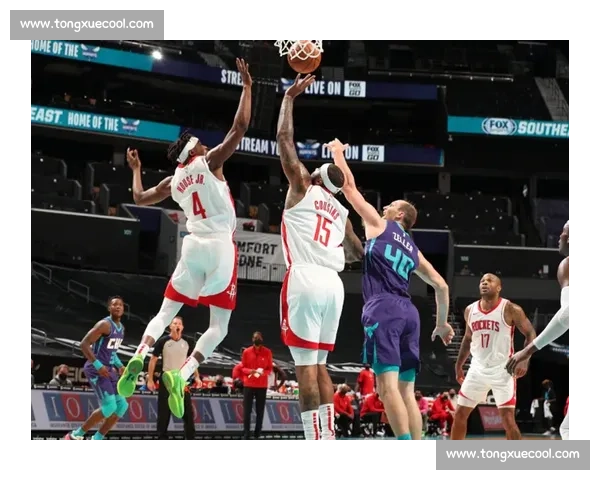 火箭对阵黄蜂直播解析年轻核心对决赛场走势全看点攻防博弈球星表现